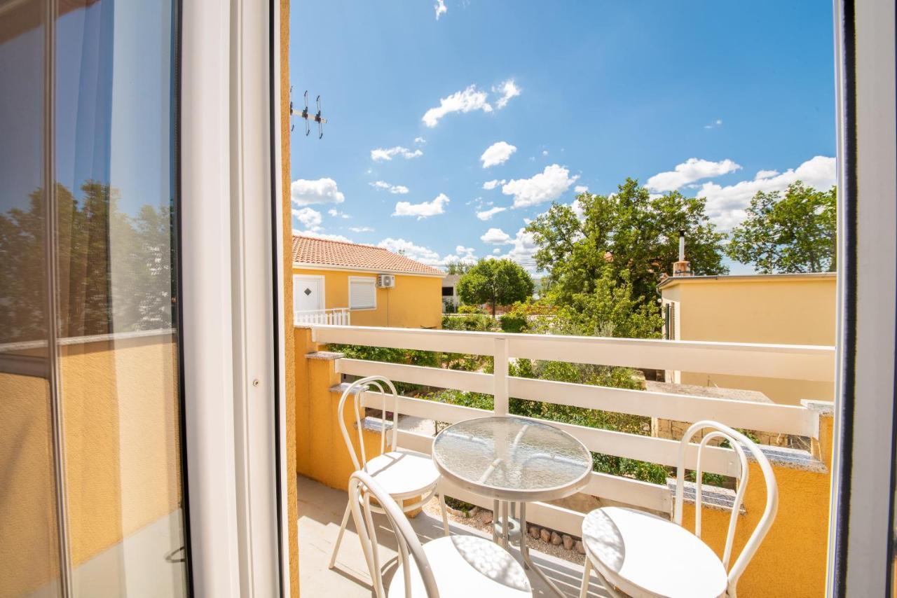 Apartmani Manita Paklenica Seline Exterior foto